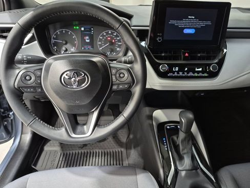 Used 2025 Toyota Corolla SE FWD image 14