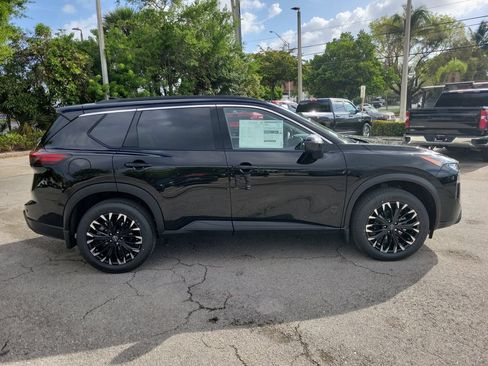 New 2026 Nissan Rogue Dark Armor FWD image 8