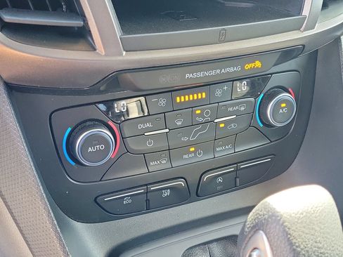 Certified 2021 Ford Transit Connect XLT FWD image 15