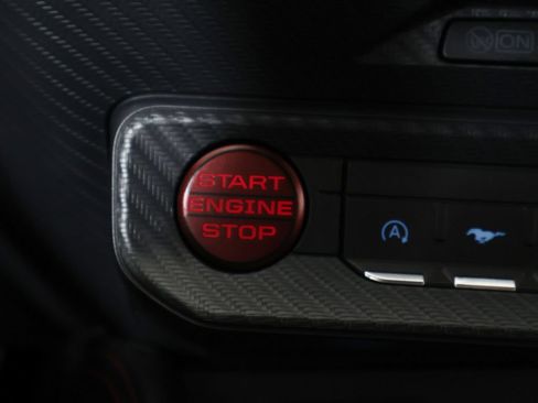 Used 2025 Ford Mustang GT Premium RWD image 40