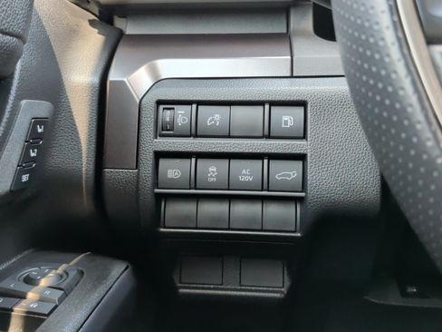 Used 2025 Toyota 4Runner TRD Off-Road Premium AWD/4WD image 26