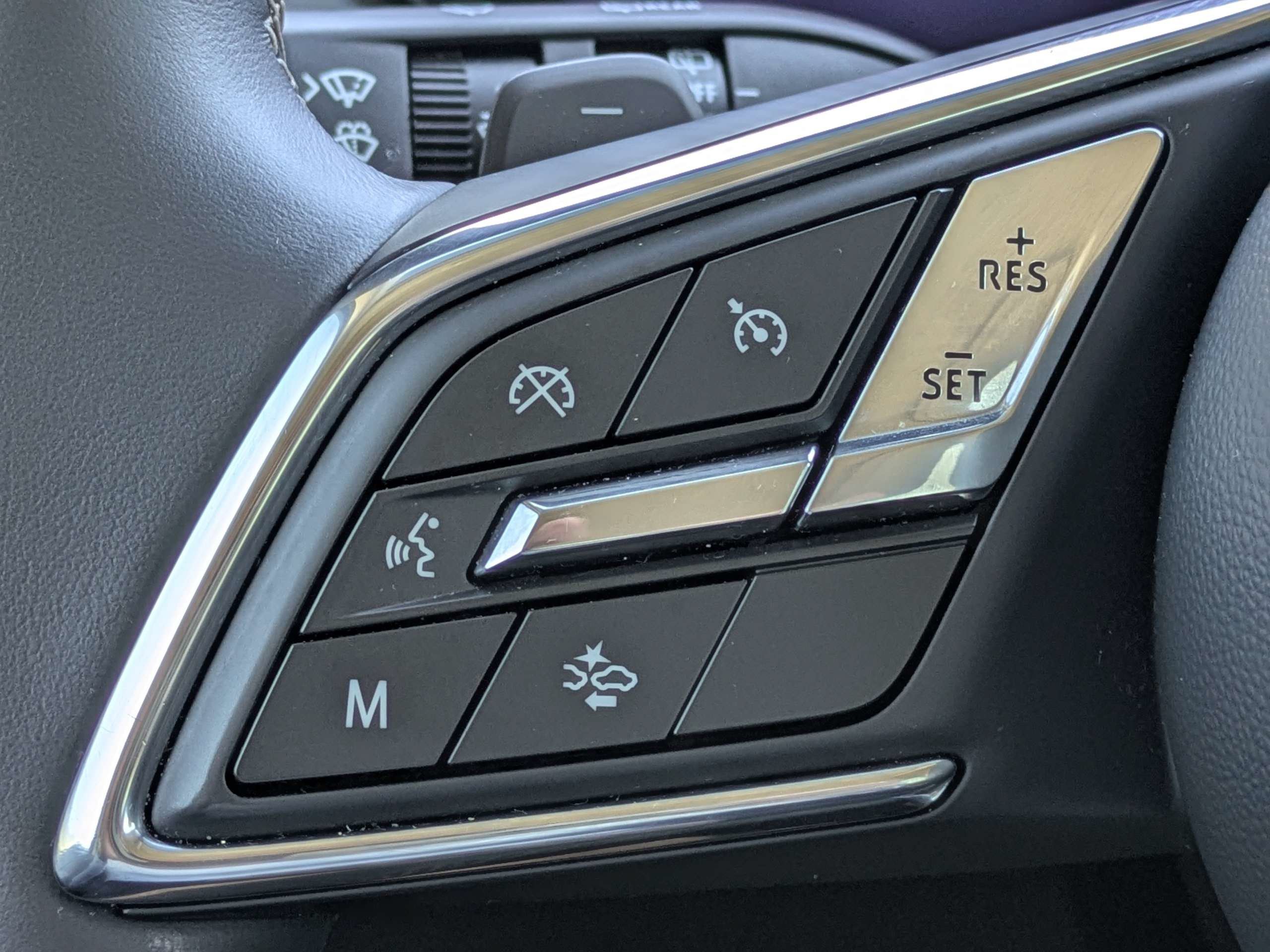 Used 2024 Buick Envision Avenir AWD/4WD image 26