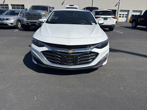 Used 2023 Chevrolet Malibu LT FWD image 5