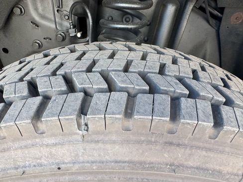 Used 2015 Ford F550 XLT image 18