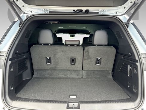 New 2026 Chevrolet Traverse RS FWD image 19