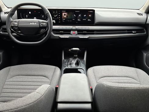 Certified 2025 Kia K4 GT-Line Turbo FWD image 17
