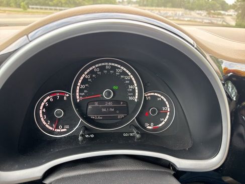 Used 2013 Volkswagen Beetle 2.5 FWD image 14