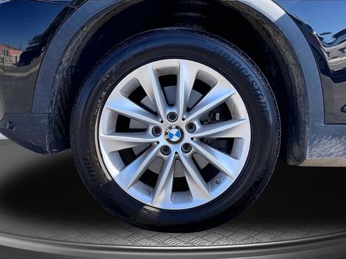 Used 2017 BMW X3 sDrive28i image 9