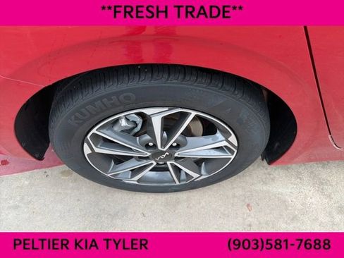 Certified 2022 Kia Forte LXS image 11