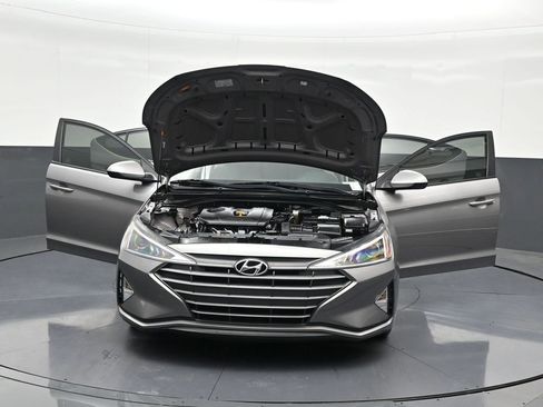 Used 2020 Hyundai Elantra SE image 36