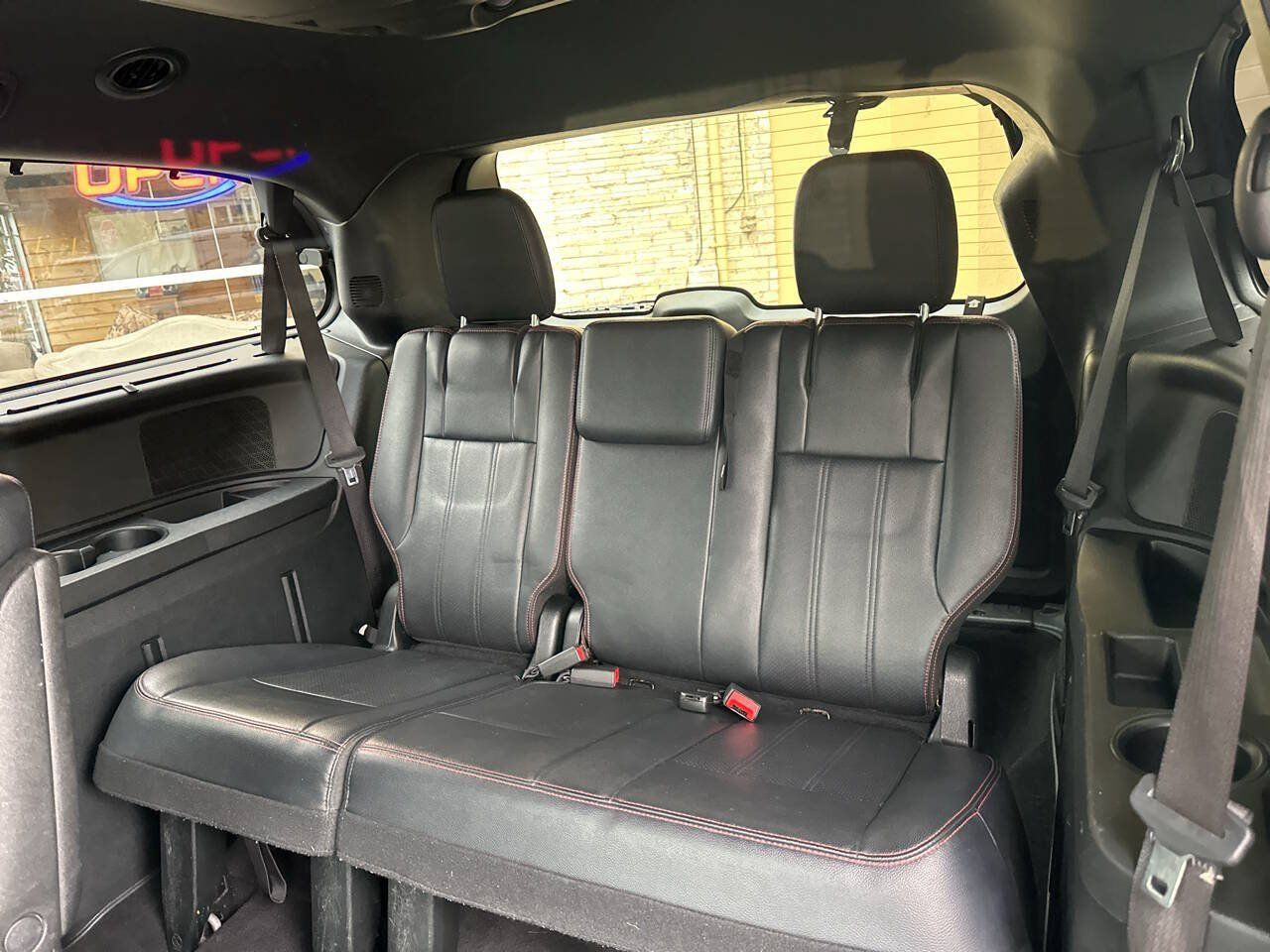 Used 2017 Dodge Grand Caravan GT FWD image 8