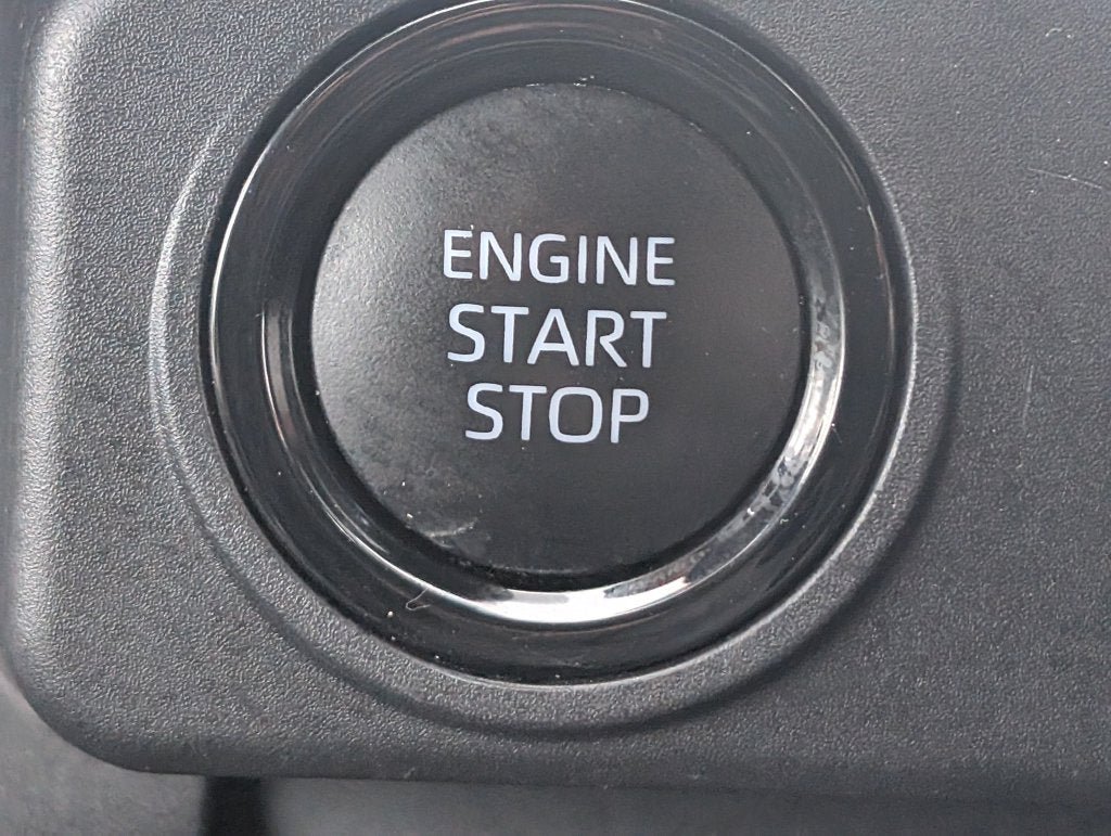 Certified 2025 Toyota Tacoma SR5 AWD/4WD image 21