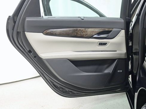 Used 2017 Cadillac CT6 Luxury AWD/4WD image 31