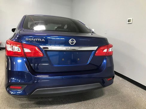 Used 2017 Nissan Sentra S FWD image 4
