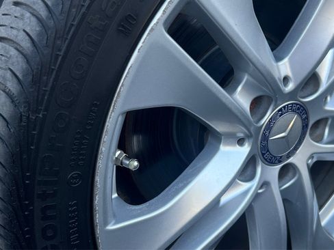 Used 2013 Mercedes-Benz C 250 Sedan image 46