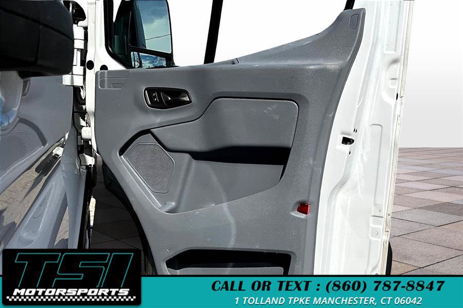 Used 2018 Ford Transit 250 130 Low Roof w/ Exterior Upgrade Package RWD image 22