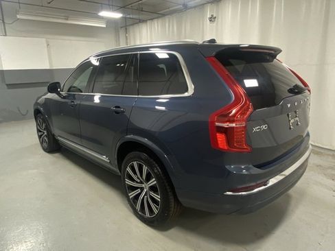 Used 2023 Volvo XC90 B6 Plus w/ Protection Package image 2