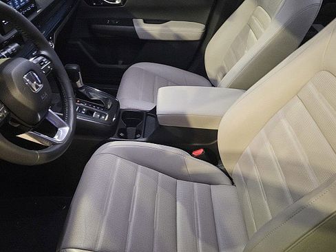 Used 2024 Honda CR-V EX-L image 10