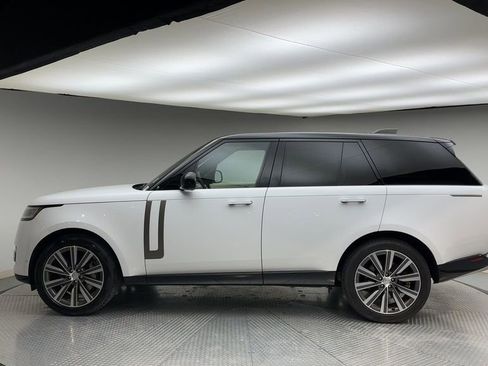 Used 2023 Land Rover Range Rover SE image 5
