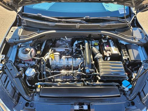 Used 2020 Volkswagen Jetta R-Line image 9