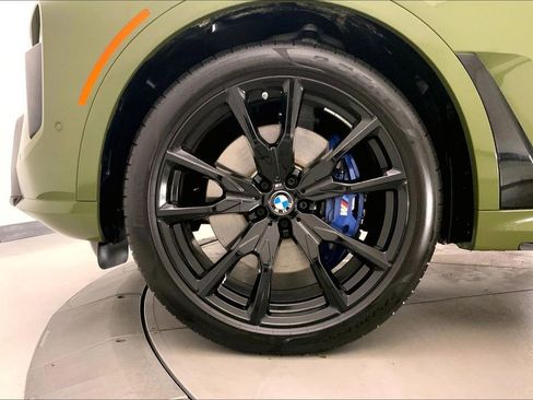 Used 2024 BMW X7 xDrive40i w/ M Sport Package image 8