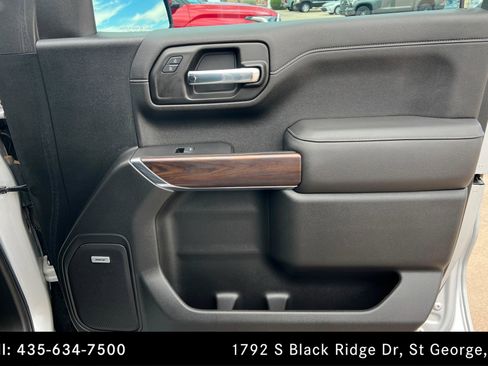 Used 2021 GMC Sierra 1500 SLT w/ SLT Premium Plus Package AWD/4WD image 22