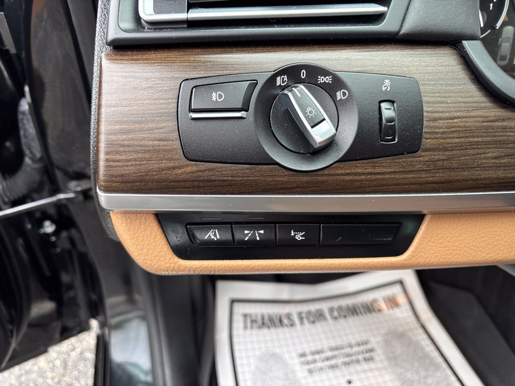 Used 2012 BMW 740i RWD image 17