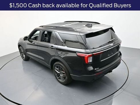 New 2025 Ford Explorer ST-Line w/ ST-Line Street Pack image 22