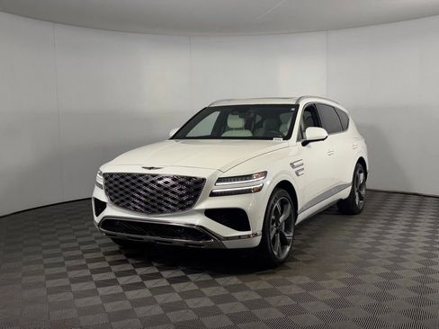 Used 2025 Genesis GV80 3.5T Prestige image 4