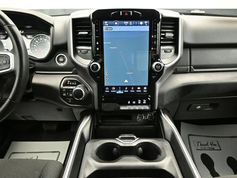 Used 2023 RAM 1500 Big Horn AWD/4WD image 18