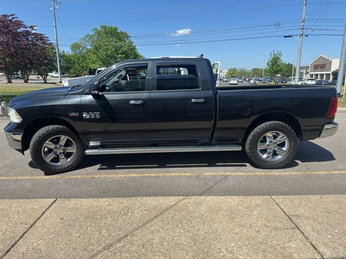 Used 2016 RAM 1500 Big Horn image 8