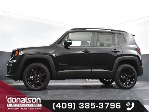 Used 2023 Jeep Renegade Altitude w/ Sun/Sound Group image 14