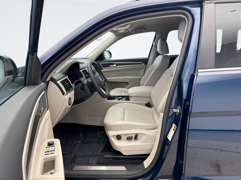 Used 2023 Volkswagen Atlas SE AWD/4WD image 10