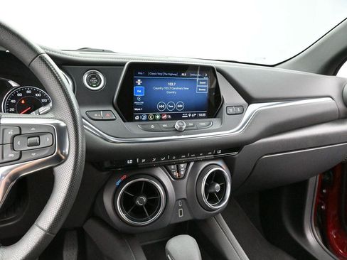 Used 2022 Chevrolet Blazer LT FWD image 18