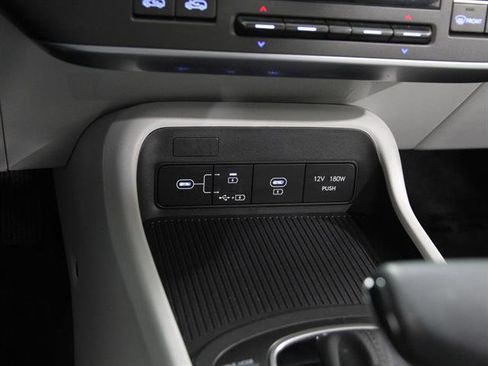 Certified 2025 Hyundai Kona SEL image 14