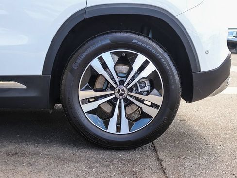 Used 2025 Mercedes-Benz GLA 250 image 12