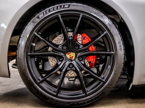 Used 2025 Porsche 718 Cayman RWD image 38