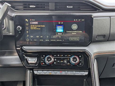 Used 2024 GMC Sierra 2500 AT4 w/ AT4 Preferred Package image 17