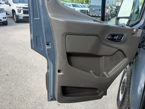 Used 2020 Ford Transit 250 148 High Roof Extended RWD image 11