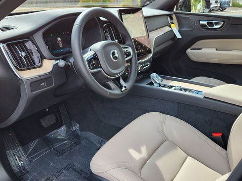 New 2026 Volvo XC60 B5 Plus w/ Climate Package PRO image 6