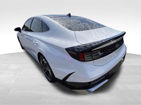 Used 2025 Hyundai Sonata SEL FWD image 7