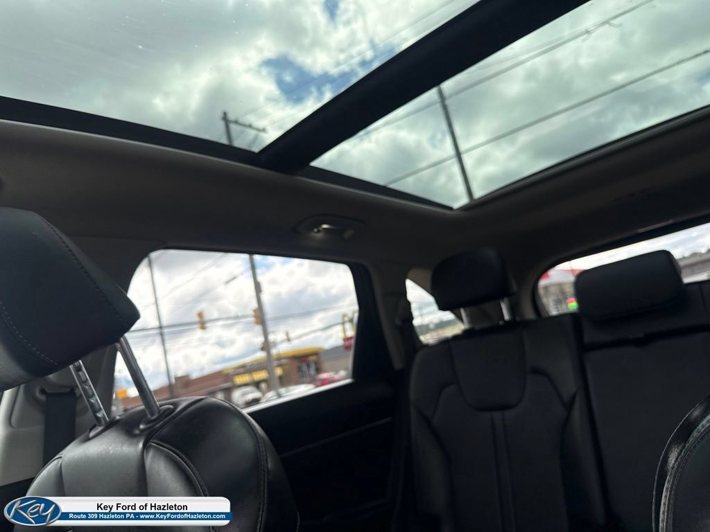 Used 2021 Kia Sorento S w/ Panoramic Sunroof Package AWD/4WD image 38