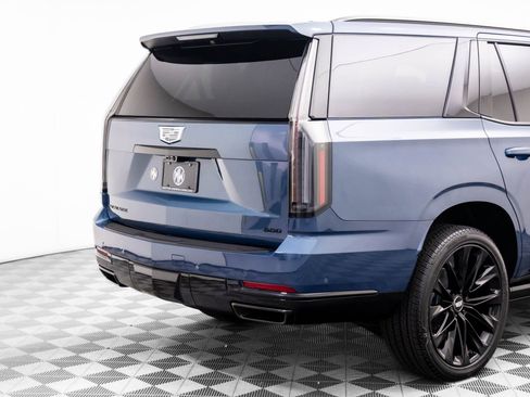 New 2026 Cadillac Escalade Platinum Sport w/ LPO, ONYX Package image 33