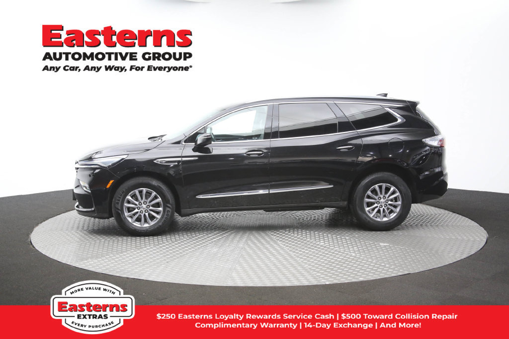 Used 2023 Buick Enclave Essence AWD/4WD image 62