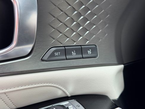 Used 2023 Kia Sorento SX Prestige AWD/4WD image 17