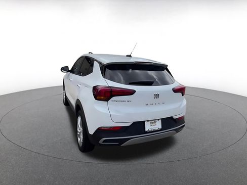 Used 2025 Buick Encore GX Preferred FWD image 11