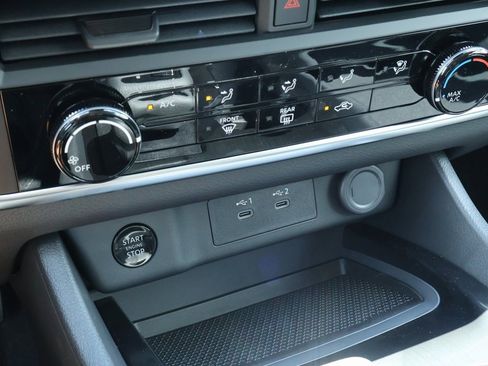 New 2026 Nissan Rogue S image 12