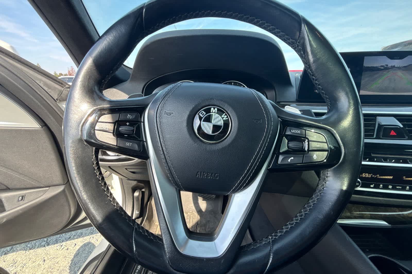 Used 2017 BMW 530i RWD image 24