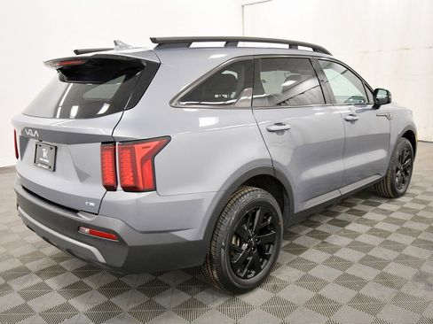 Certified 2023 Kia Sorento S w/ Panoramic Sunroof Package image 8