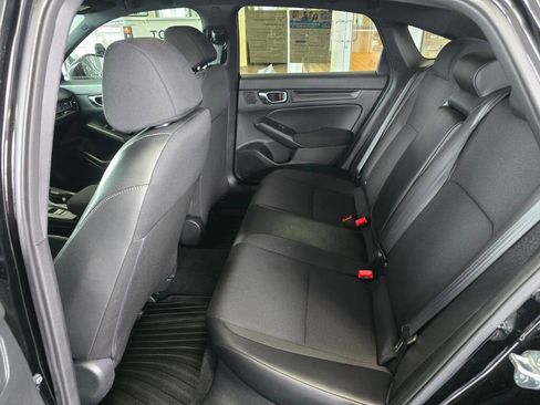 Used 2025 Honda Civic Sport image 38